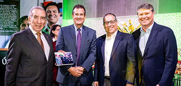 Oscar Rivera, Fundador de Mibanco; Luis Romero, Presidente del Directorio de Mibanco; Javier Ichazo, Gerente general de Mibanco y Renzo Barbieri.